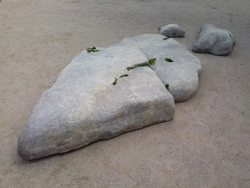 piedra musgo replica porex 40x317x180 (100eu.) 38x147x68 (50eu.) 23x80x51 (35eu.) 1u